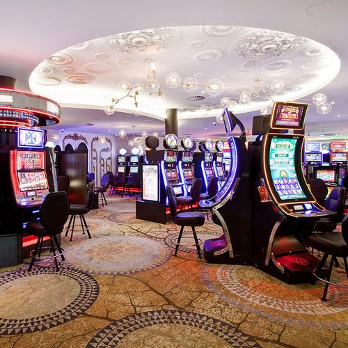 High Durability Fireproof Bespoke Gaming Porker Room China Made Axminster Casino Carpet
