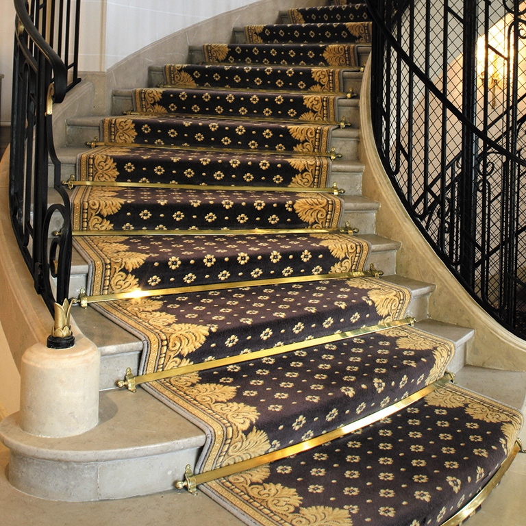 Anti - Slip Luxury Customized Stair Carpet