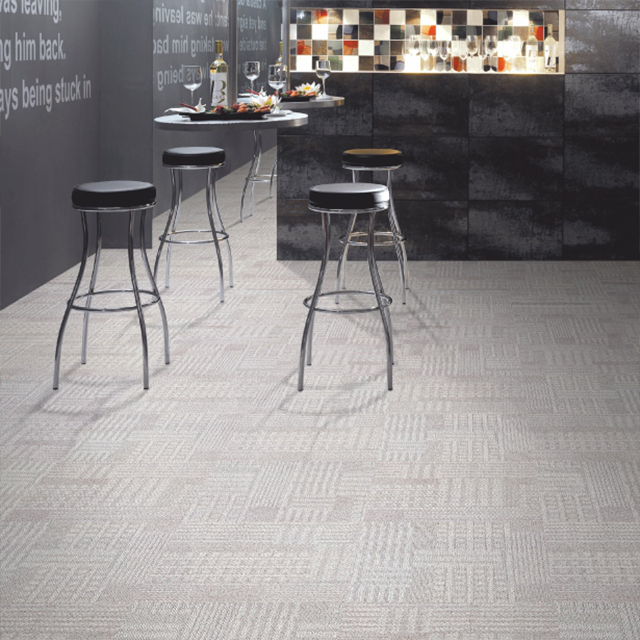 New Arrival 100%Nylon Solution Dyed Office Carpet Tiles with Size of 50x50cm