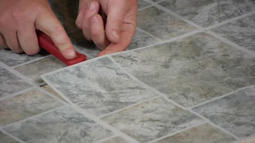 How To Remove Vinyl Flooring Pvc Tiles Rolls From Concrete Slab