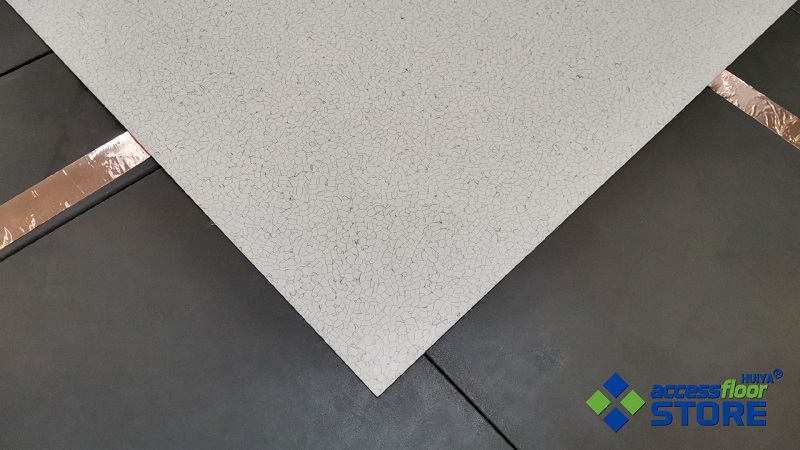 Office Raised Floor Covering - Anti Static Vinyl Floor Tiles.jpg