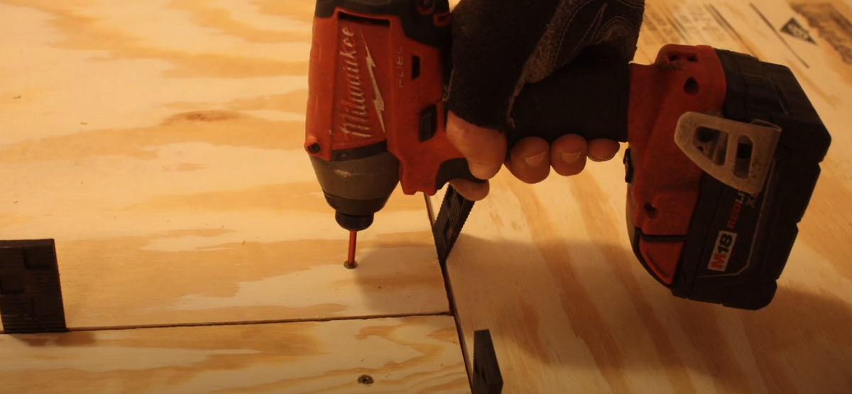 Prepare Plywood Floor For Peel and Stick Vinyl Floor.png