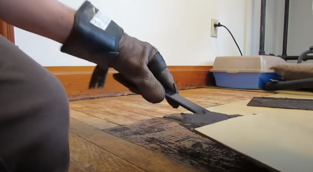 Remove Vinyl Tiles From Plywood Floor, How To Remove Vinyl Floor Tiles Quickly